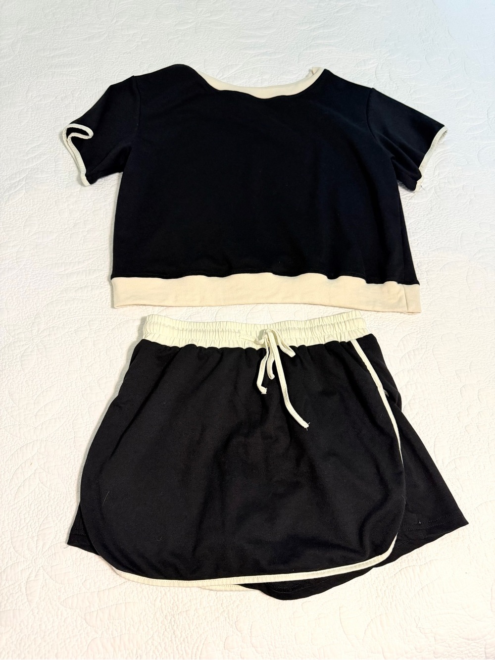 2 piece matching skort and crop shirt sports mom athleisure set women’s small